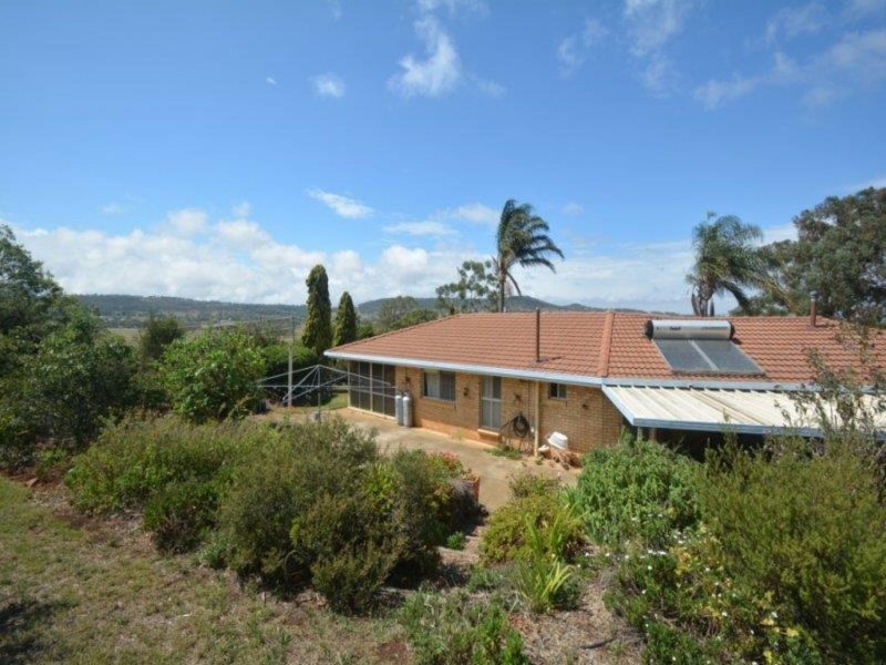 705 Anzac Avenue, Drayton QLD 4350