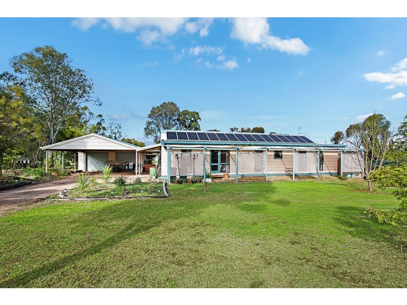 10 Kann Street, Goombungee QLD 4354