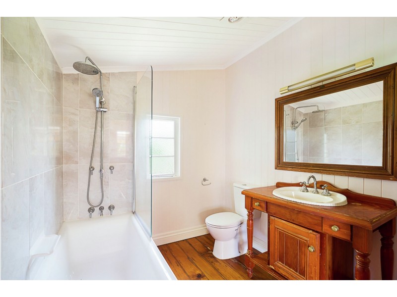 2 Potter Street, South Toowoomba QLD 4350