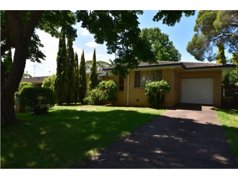 28 Clewley Crescent, Rangeville QLD 4350