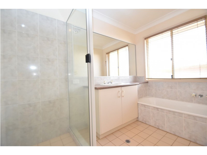 29 Darmstadt Court, Kearneys Spring QLD 4350