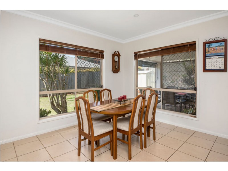 18 Howard Street, Middle Ridge QLD 4350