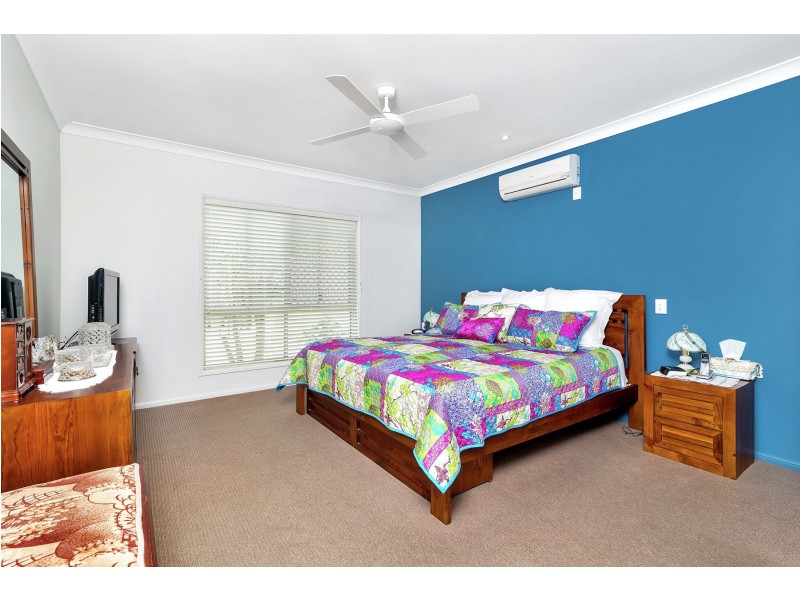 18 Howard Street, Middle Ridge QLD 4350