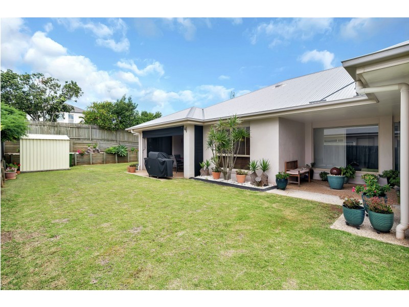 18 Howard Street, Middle Ridge QLD 4350