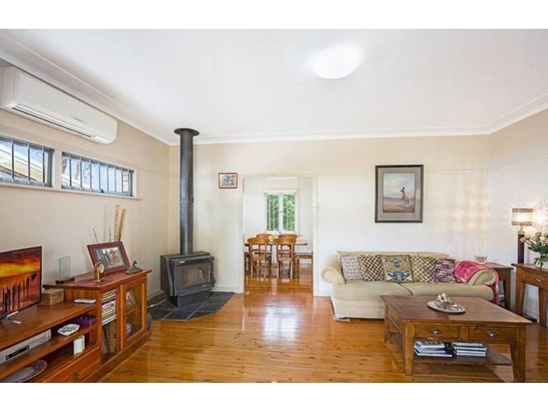 19 Suffolk Street, East Toowoomba QLD 4350