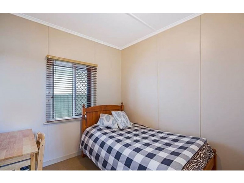 19 Suffolk Street, East Toowoomba QLD 4350