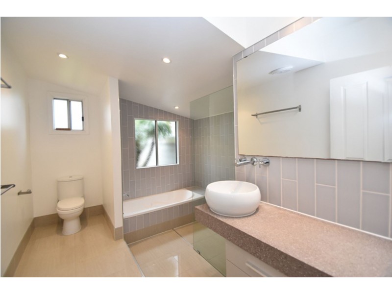 435 Alderley Street, Harristown QLD 4350
