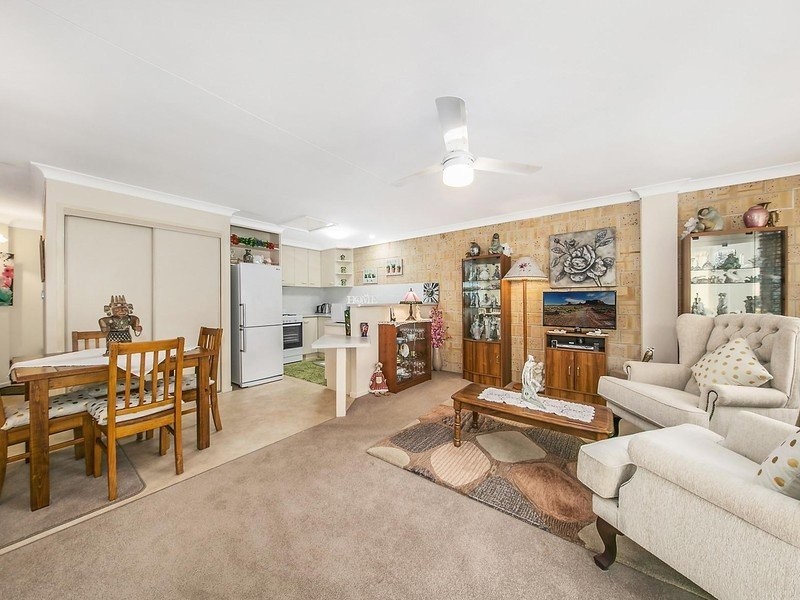 3/242 Spring Street, Kearneys Spring QLD 4350