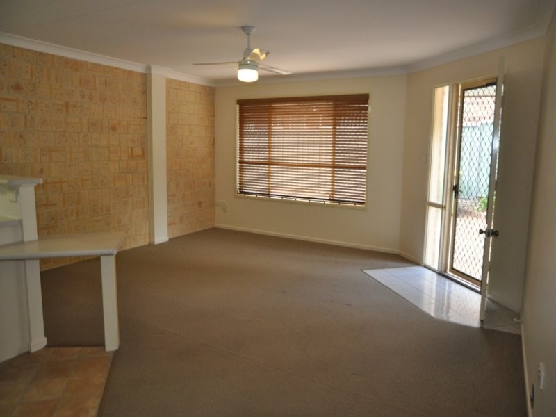 3/242 Spring Street, Kearneys Spring QLD 4350