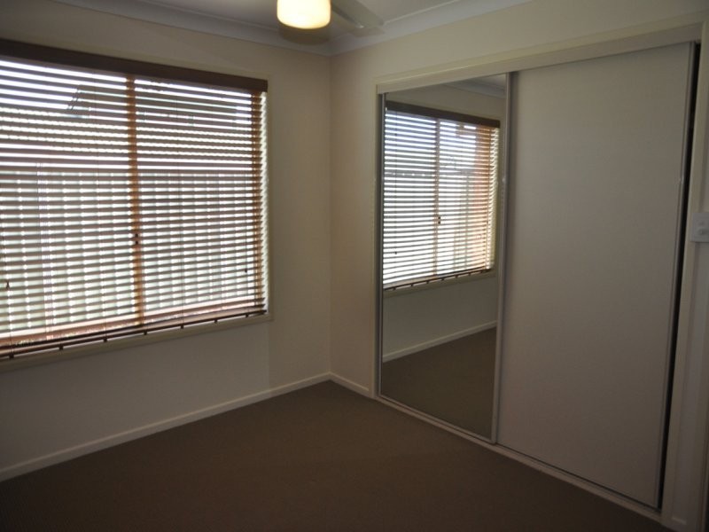 3/242 Spring Street, Kearneys Spring QLD 4350