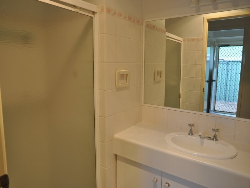 3/242 Spring Street, Kearneys Spring QLD 4350