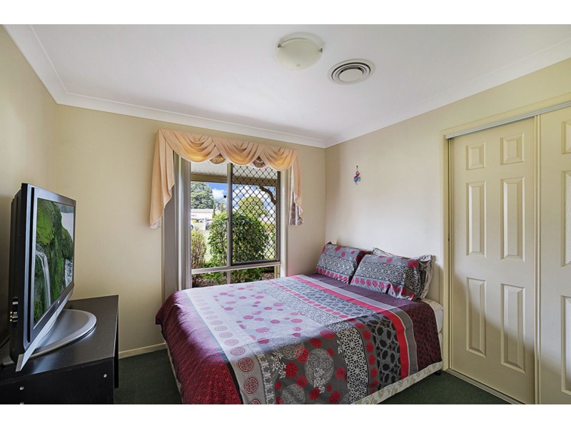 6 Jacqueline Street, Glenvale QLD 4350