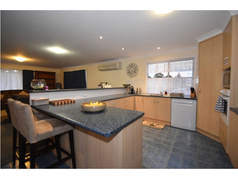 66 Barlow Street, Wilsonton QLD 4350