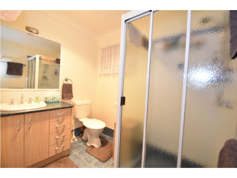 66 Barlow Street, Wilsonton QLD 4350