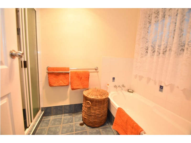 66 Barlow Street, Wilsonton QLD 4350