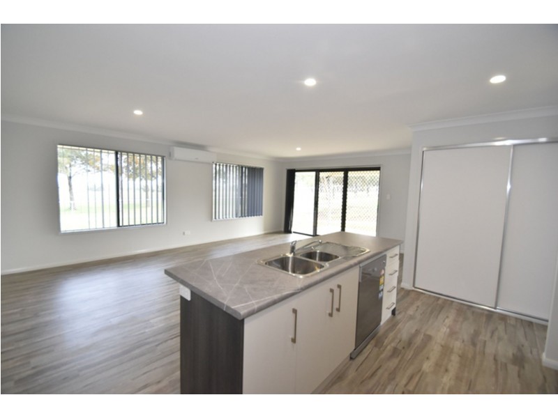 31 Ruby Street, Kingsthorpe QLD 4400