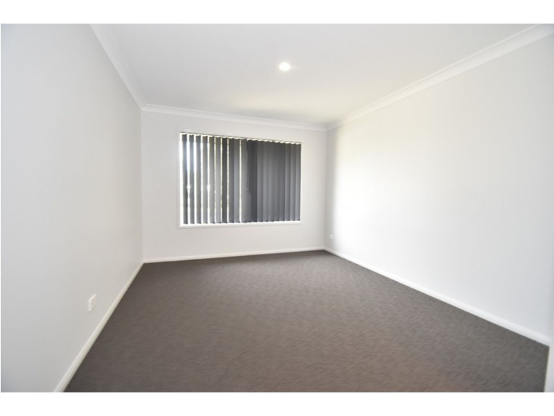 31 Ruby Street, Kingsthorpe QLD 4400