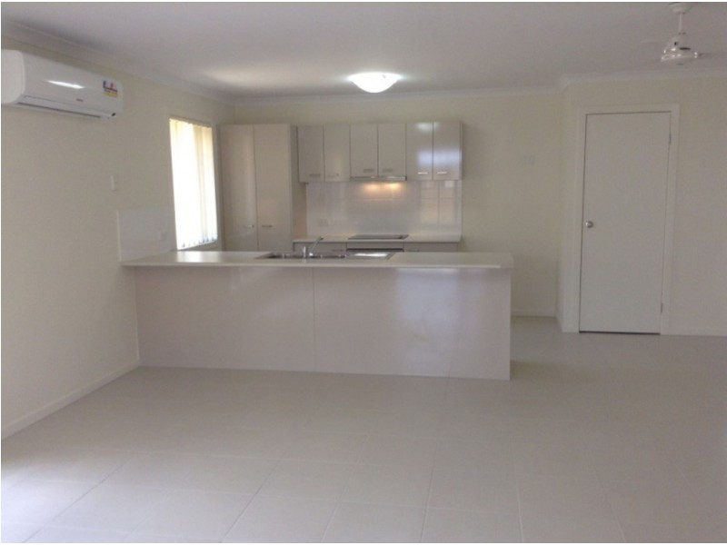 11 Abbey Street, Cranley QLD 4350