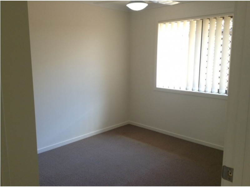 11 Abbey Street, Cranley QLD 4350
