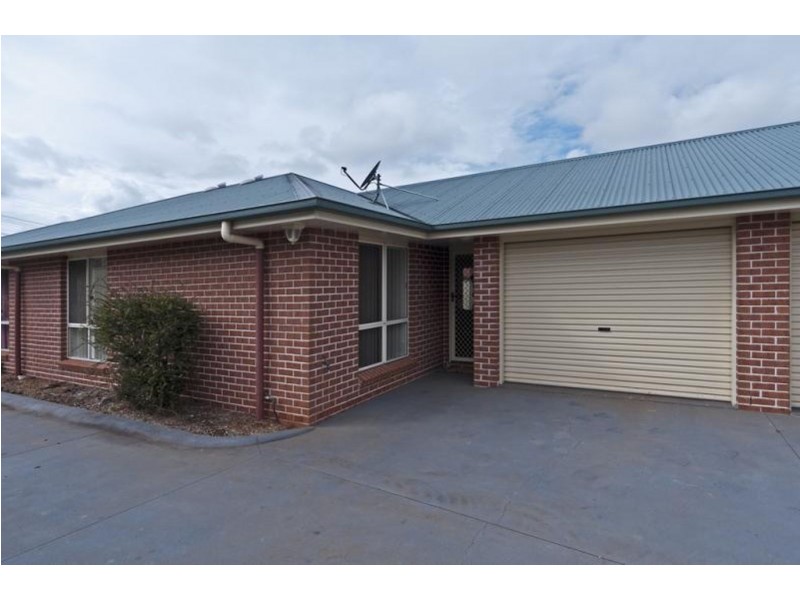 2/6 Ball Street, Drayton QLD 4350