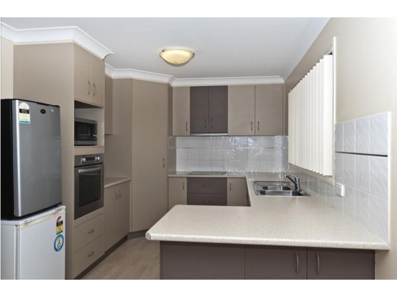 2/6 Ball Street, Drayton QLD 4350