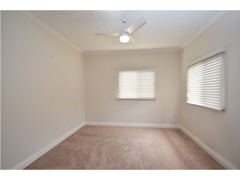 33 McIntyre Street, Centenary Heights QLD 4350