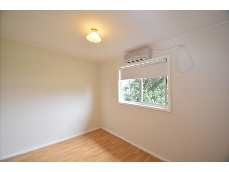 33 McIntyre Street, Centenary Heights QLD 4350