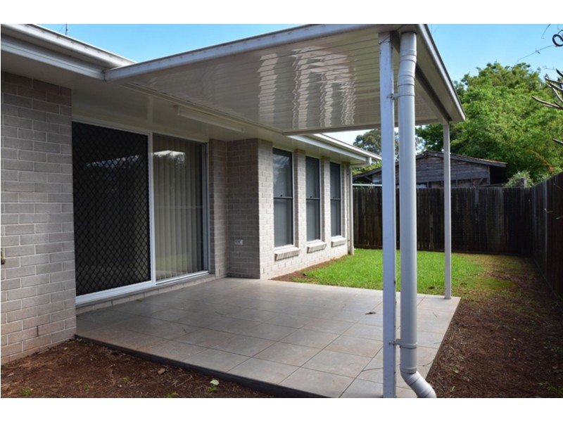 2/23b Charles Street, Newtown QLD 4350