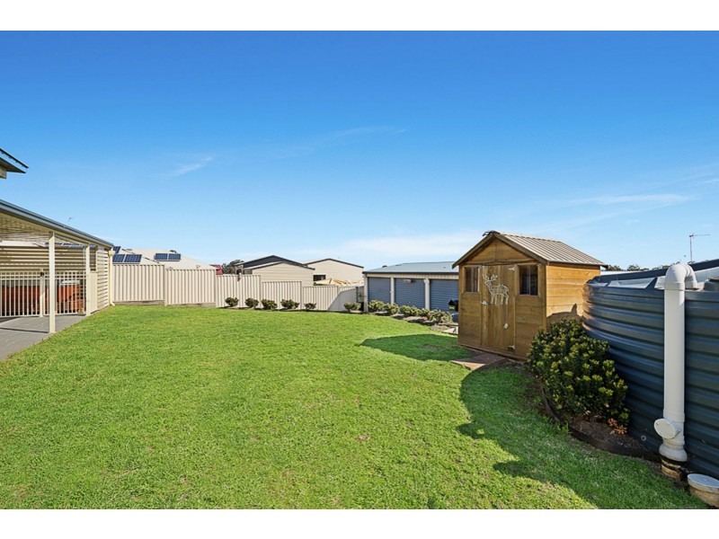 14 Schaefer Court, Westbrook QLD 4350