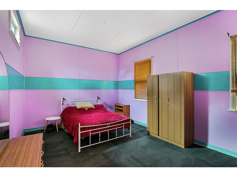 14 Rowland Court, Gowrie Mountain QLD 4350