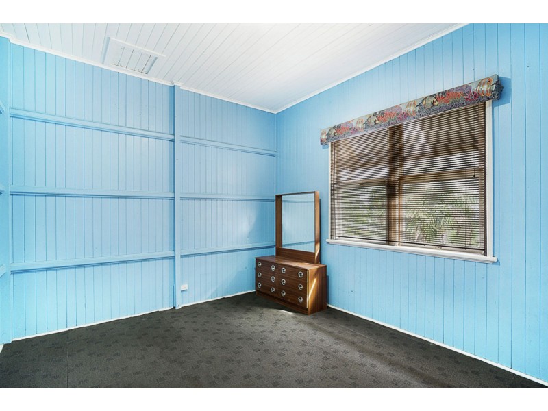 14 Rowland Court, Gowrie Mountain QLD 4350