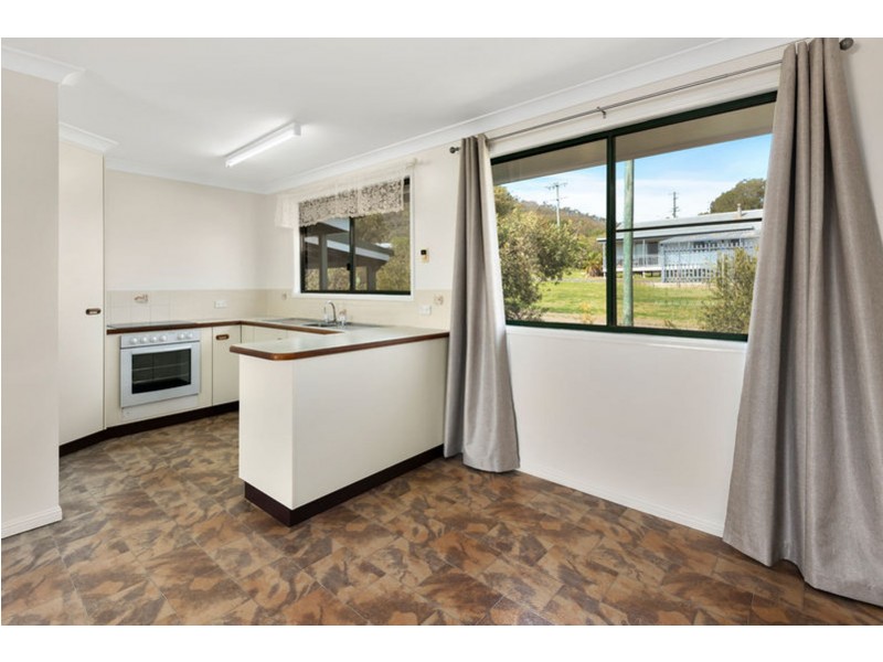 20 Bell Street, Greenmount QLD 4359