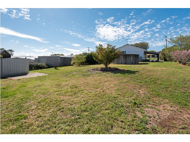 20 Bell Street, Greenmount QLD 4359
