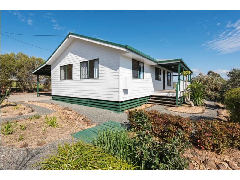 20 Bell Street, Greenmount QLD 4359