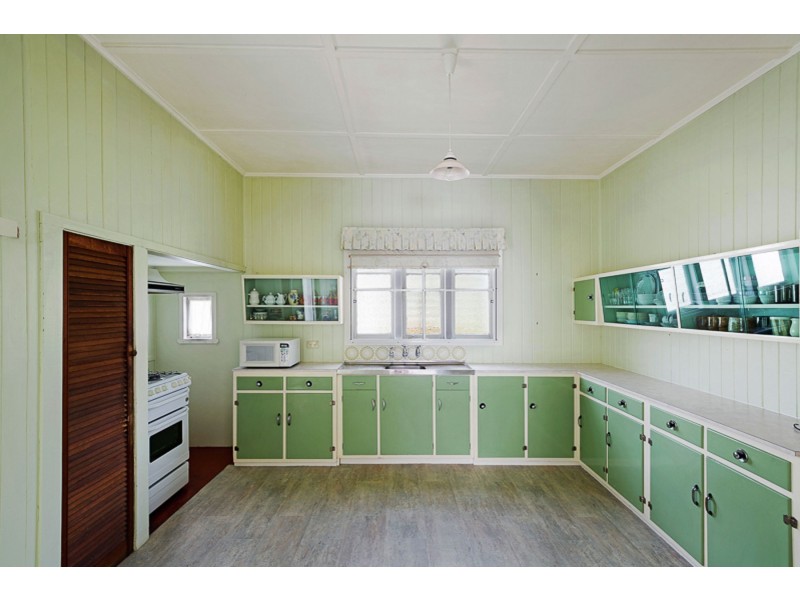 38 Cay Street, Newtown QLD 4350