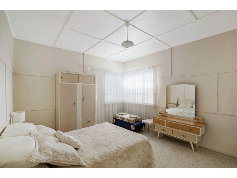 38 Cay Street, Newtown QLD 4350
