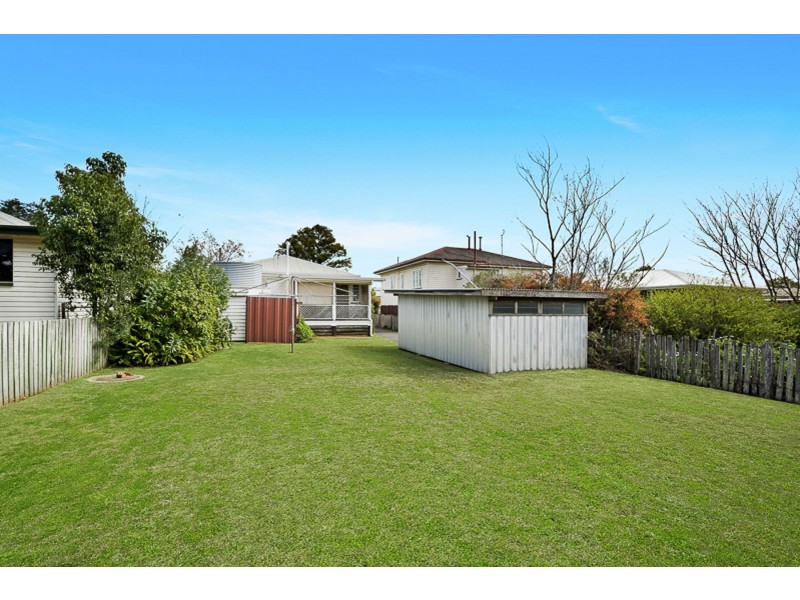 38 Cay Street, Newtown QLD 4350