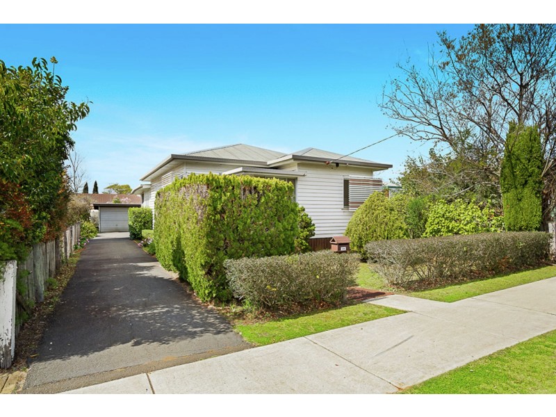 38 Cay Street, Newtown QLD 4350