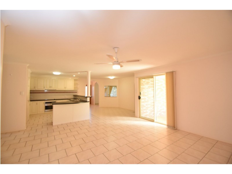 4 Federation Drive, Highfields QLD 4352