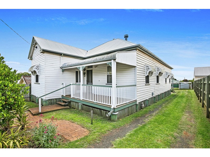 235 South Street, South Toowoomba QLD 4350