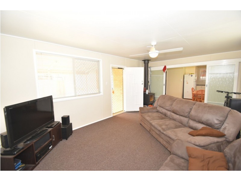 15 Dalgleish Street, South Toowoomba QLD 4350