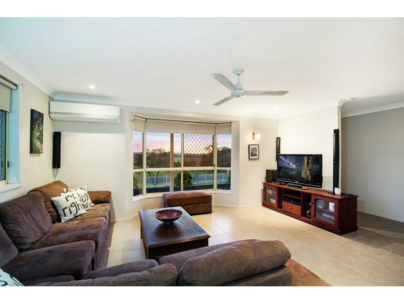 42 Tilgonda Road, Gowrie Junction QLD 4352