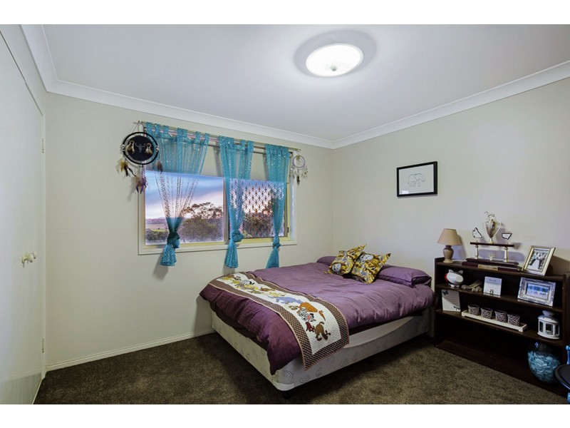 42 Tilgonda Road, Gowrie Junction QLD 4352