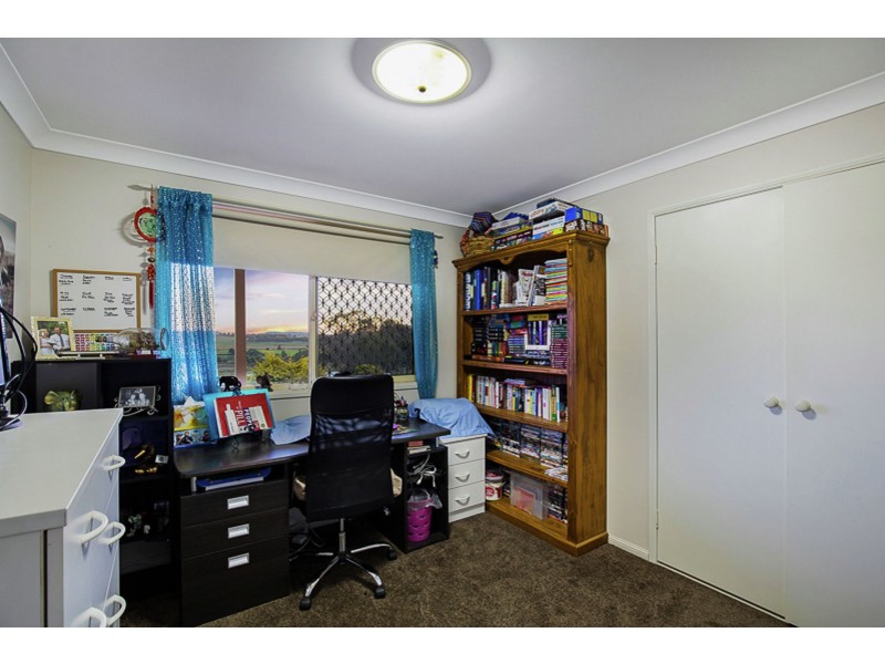 42 Tilgonda Road, Gowrie Junction QLD 4352