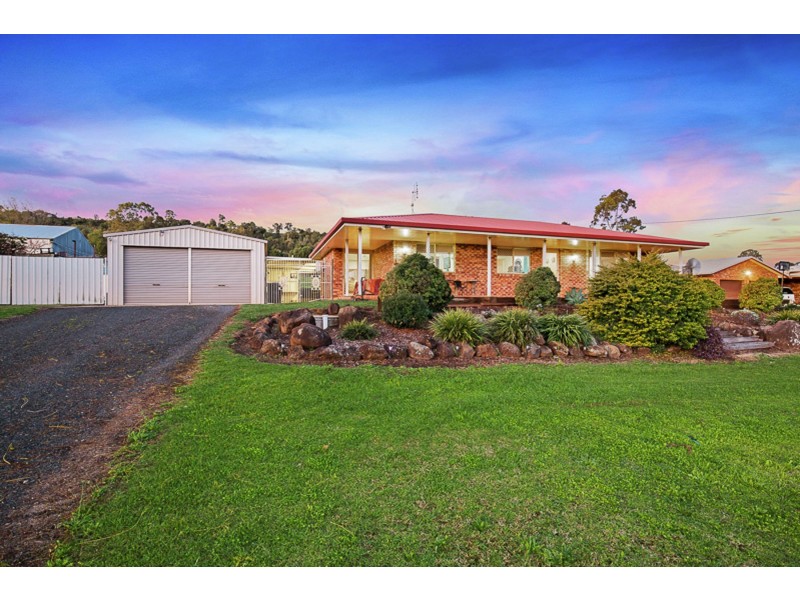 42 Tilgonda Road, Gowrie Junction QLD 4352