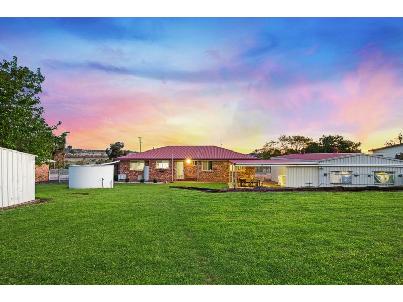 42 Tilgonda Road, Gowrie Junction QLD 4352