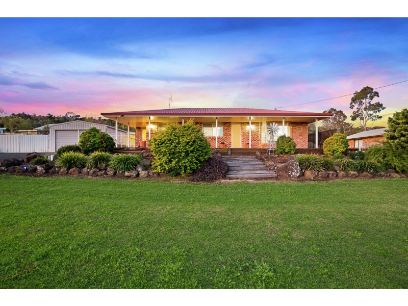 42 Tilgonda Road, Gowrie Junction QLD 4352