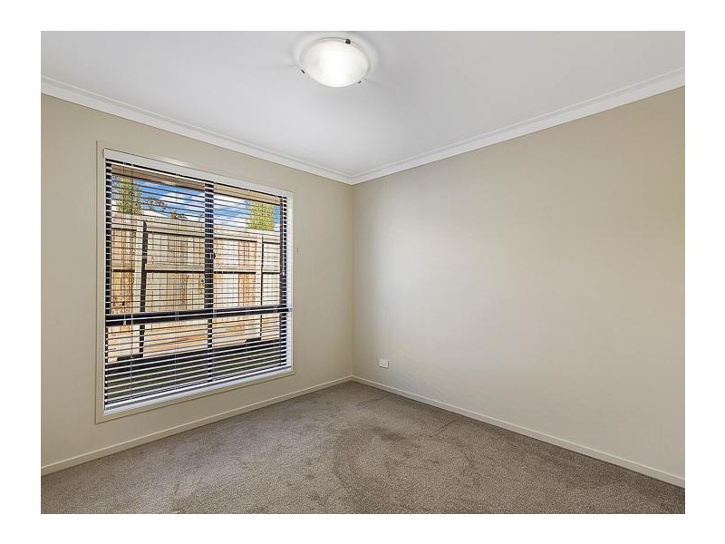 39 Pugh Street, Middle Ridge QLD 4350