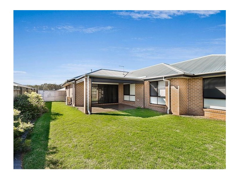 39 Pugh Street, Middle Ridge QLD 4350