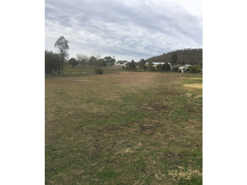 14 Felton Street, Greenmount QLD 4359
